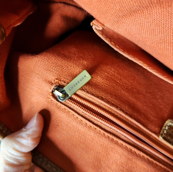 BURBERRY TOTE - Picture 6 of 12